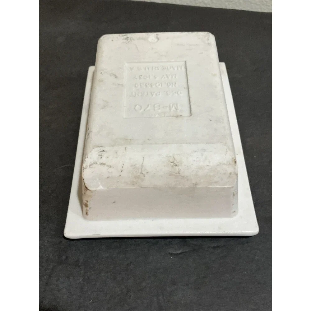 Vintage Antique White Porcelain Wall Mount Soap Dish 1937 Bathroom Fixture M-870